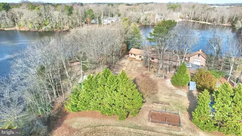 18258 Winding Rd, Lincoln, DE 19960