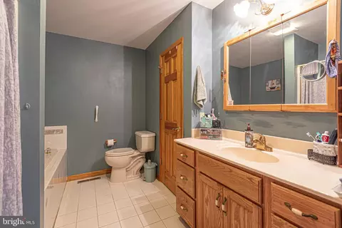 Bath - 709 Fox Tail Dr, Bethany Beach, DE 19930 photo 1 of 5