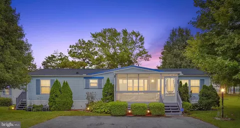 90 Hitch Pond Cir #46628, Seaford, DE 19973