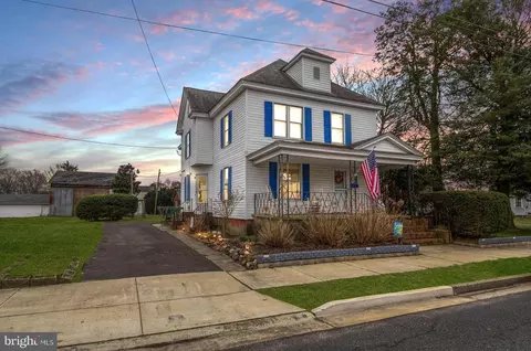 311 Walnut St, Bridgeville, DE 19933