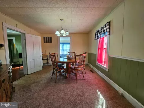 Dining - 10940 E 4th St, Laurel, DE 19956 photo 1 of 2
