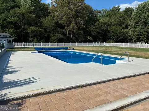 Exterior - 15103 Oyster Shell Dr, Milton, DE 19968 photo 4 of 6