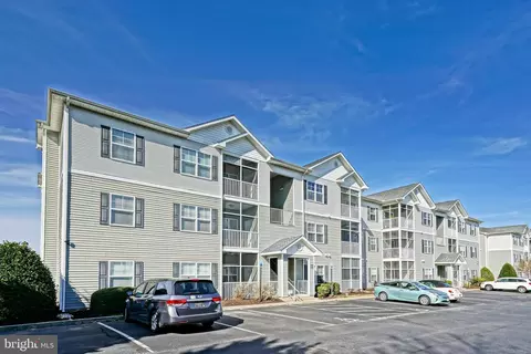 34704 Villa Cir #1104, Lewes, DE 19958