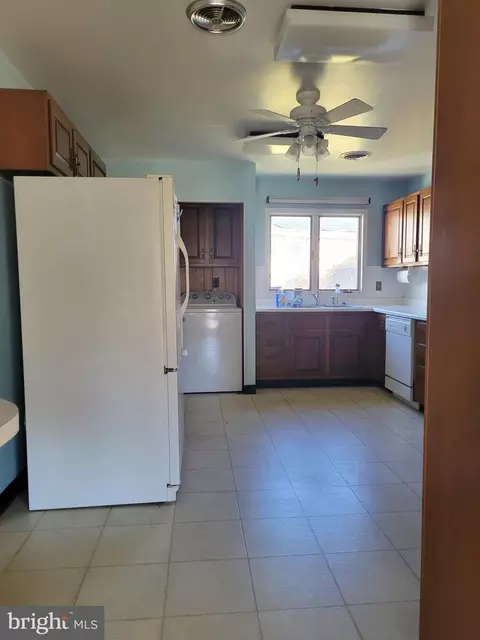 Kitchen - 717 E Ivy Dr, Seaford, DE 19973 photo 1 of 5