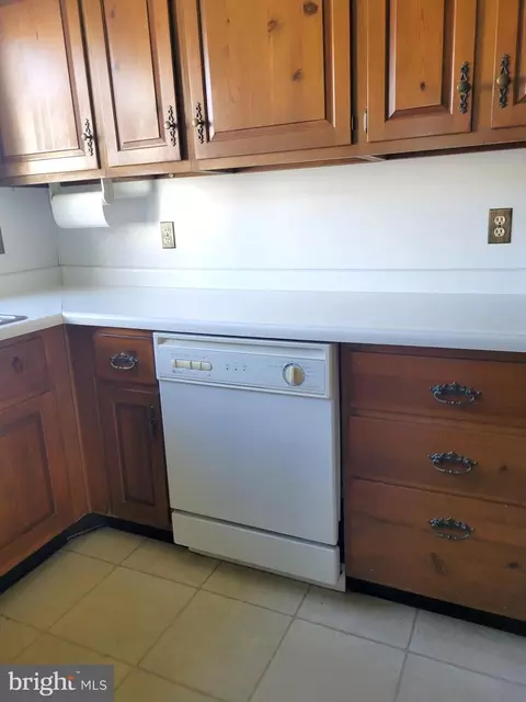 Kitchen - 717 E Ivy Dr, Seaford, DE 19973 photo 3 of 5