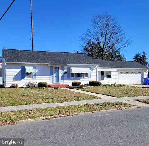 717 E Ivy Dr, Seaford, DE 19973