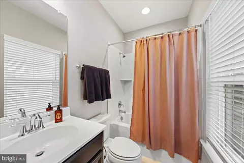 Bath - 3 Tibbetts Point Way, Ocean View, DE 19970 photo 5 of 5