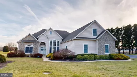 3 Fairway Ave, Georgetown, DE 19947