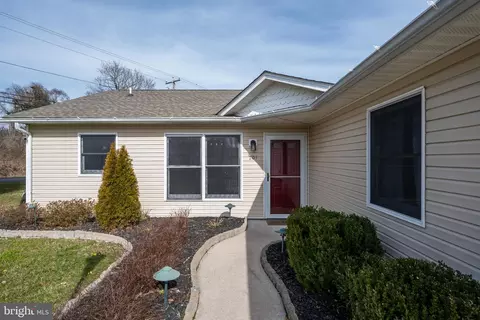 203 Magnolia Dr, Millsboro, DE 19966