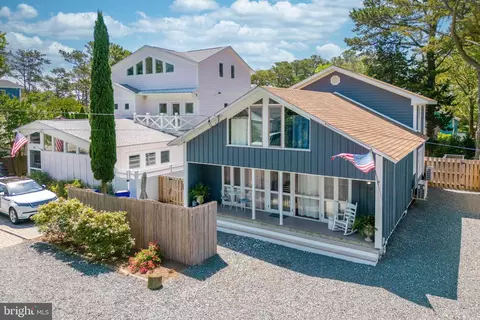 118 Chicago St, Dewey Beach, DE 19971