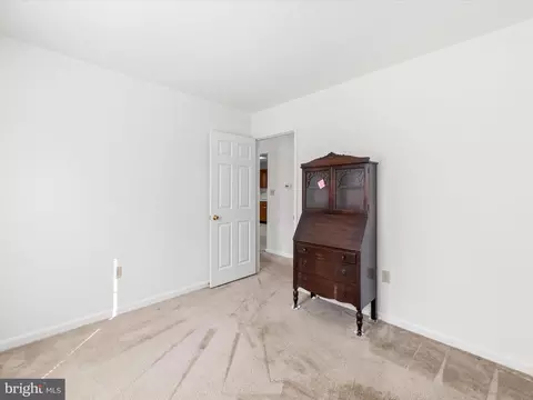Bedroom - 19 Port Royal Rd, Ocean View, DE 19970 photo 4 of 8
