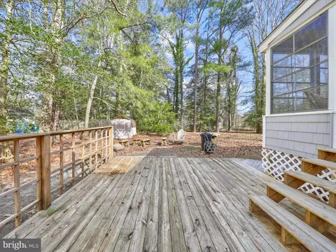 Exterior - 19 Port Royal Rd, Ocean View, DE 19970 photo 9 of 13