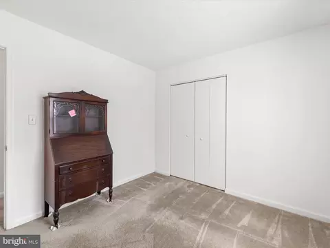 Bedroom - 19 Port Royal Rd, Ocean View, DE 19970 photo 3 of 8
