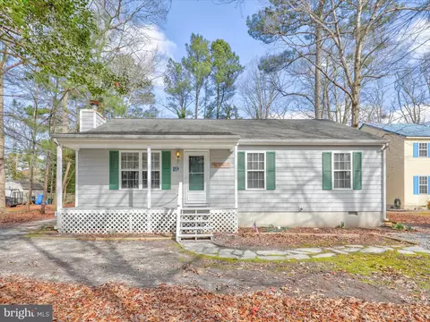 Exterior - 19 Port Royal Rd, Ocean View, DE 19970 photo 2 of 13