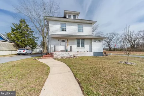 35 Clayton Ave, Frankford, DE 19945