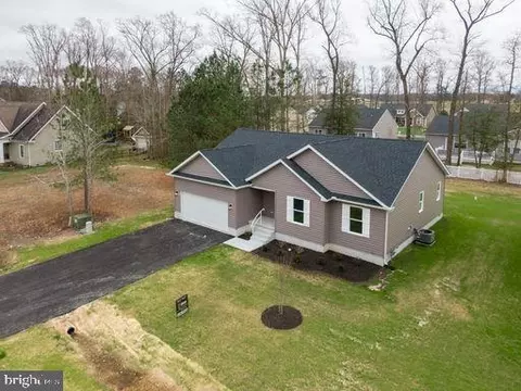 19137 Carey Ln, Georgetown, DE 19947