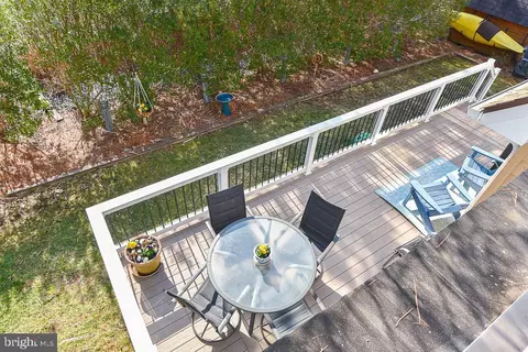 Exterior - 956 Lake View Dr, Bethany Beach, DE 19930 photo 17 of 20
