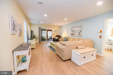 Living - 956 Lake View Dr, Bethany Beach, DE 19930 photo 1 of 5