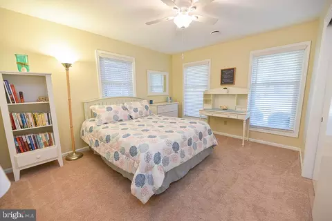 Bedroom - 956 Lake View Dr, Bethany Beach, DE 19930 photo 1 of 10
