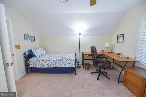 Bedroom - 956 Lake View Dr, Bethany Beach, DE 19930 photo 10 of 10