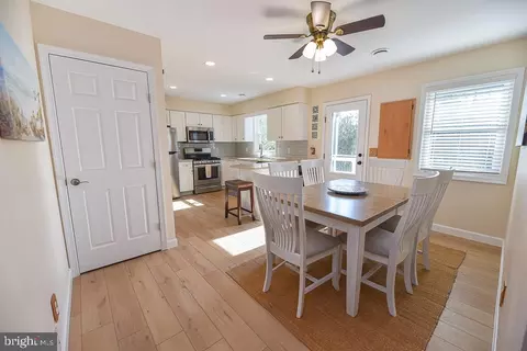 Dining - 956 Lake View Dr, Bethany Beach, DE 19930 photo 1 of 3