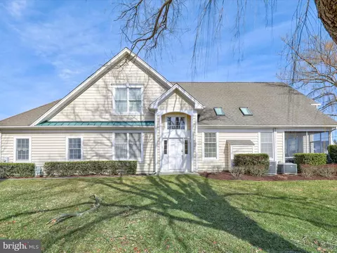 17201 S Mill Ln #164, Ocean View, DE 19970