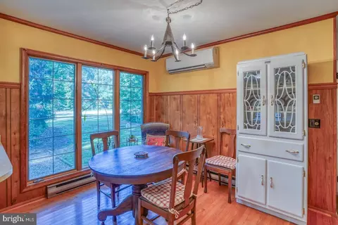 Dining - 27157 Lenape Ln, Georgetown, DE 19947 photo 1 of 2
