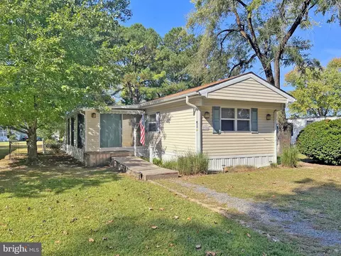 23786 Evergreen Ln #E-27, Lewes, DE 19958