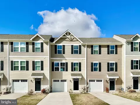 6403 Pebblebrook Dr, Milford, DE 19963