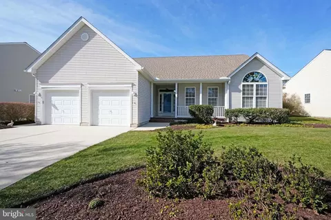 413 Seagull Dr, Lewes, DE 19958