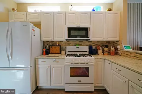 Kitchen - 413 Seagull Dr, Lewes, DE 19958 photo 4 of 6