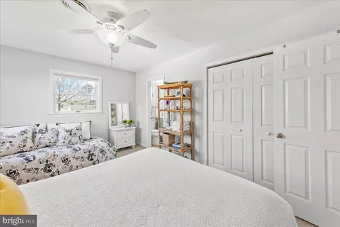 Bedroom - 962 Tortoise St, Bethany Beach, DE 19930 photo 8 of 8