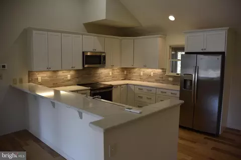 608 Delaware Ct, Bethany Beach, DE 19930 photo 3