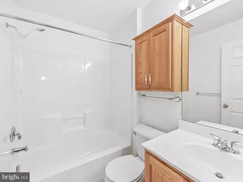 Bath - 12 Bay Pine Dr, Ocean View, DE 19970 photo 4 of 4