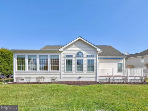 Exterior - 12 Bay Pine Dr, Ocean View, DE 19970 photo 3 of 10