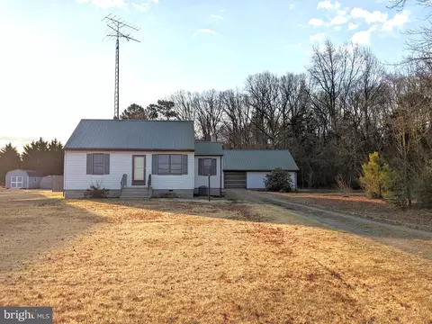 2922 Woodpecker Rd, Seaford, DE 19973