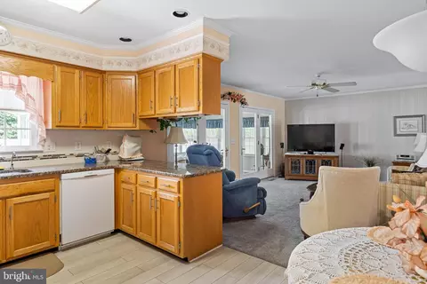 Kitchen - 30859 Elm Dr, Lewes, DE 19958 photo 4 of 4