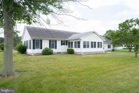 Exterior - 30859 Elm Dr, Lewes, DE 19958 photo 3 of 6