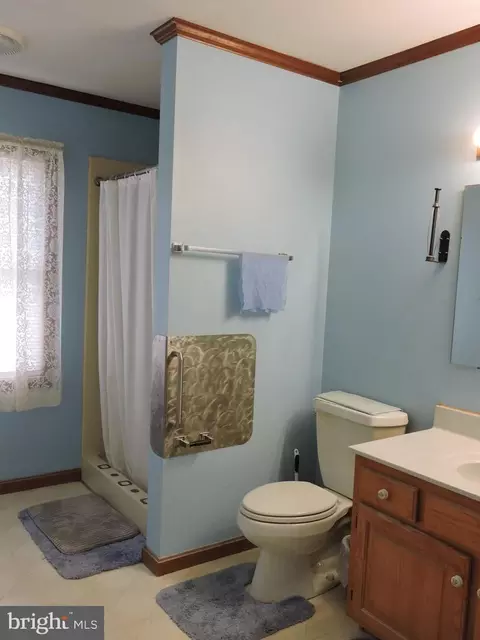 Bath - 6239 Baker Rd, Seaford, DE 19973 photo 1 of 2