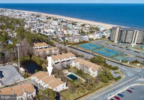 33298 Lagoona Dr #12, Bethany Beach, DE 19930