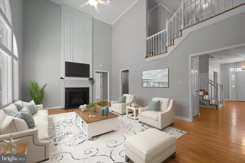 Living - 10 Wolfpit Ct, Rehoboth Beach, DE 19971 photo 3 of 4