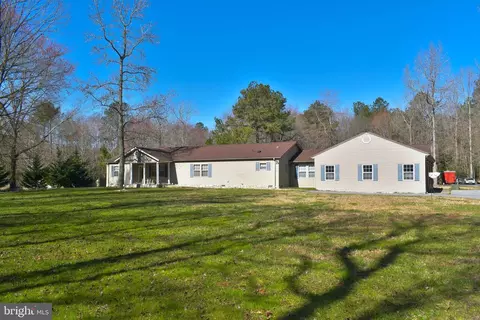 22472 Peterkins Rd, Georgetown, DE 19947