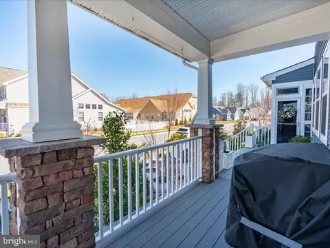 Exterior - 216 Arch St, Milton, DE 19968 photo 6 of 15