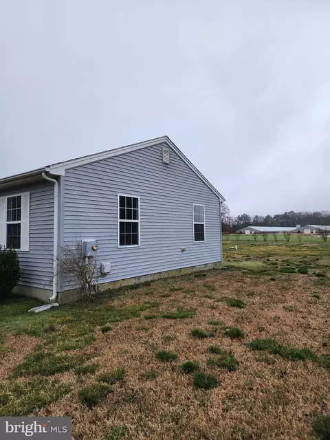 Exterior - 17258 Phillips Hill Rd, Laurel, DE 19956 photo 3 of 6