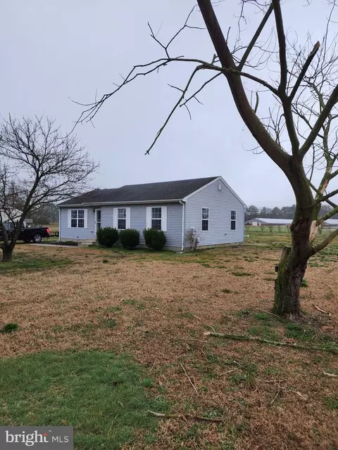 Exterior - 17258 Phillips Hill Rd, Laurel, DE 19956 photo 4 of 6