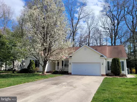 6 Aspenwood Dr, Lewes, DE 19958