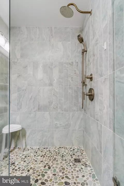Bath - 37189 Harbor Dr #3502, Ocean View, DE 19970 photo 2 of 5