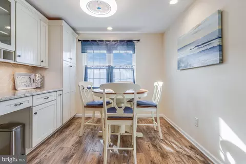 Dining - 37189 Harbor Dr #3502, Ocean View, DE 19970 photo 1 of 1