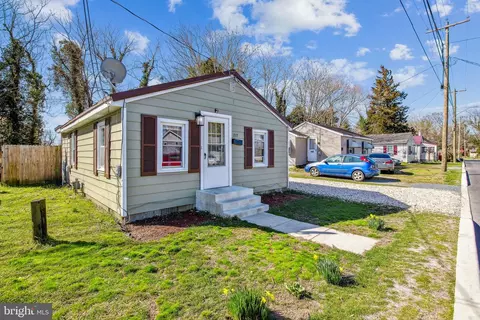 717 Woolford St, Seaford, DE 19973