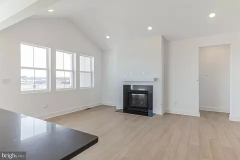 Living - 36827 Gate Dr, Georgetown, DE 19947 photo 2 of 5
